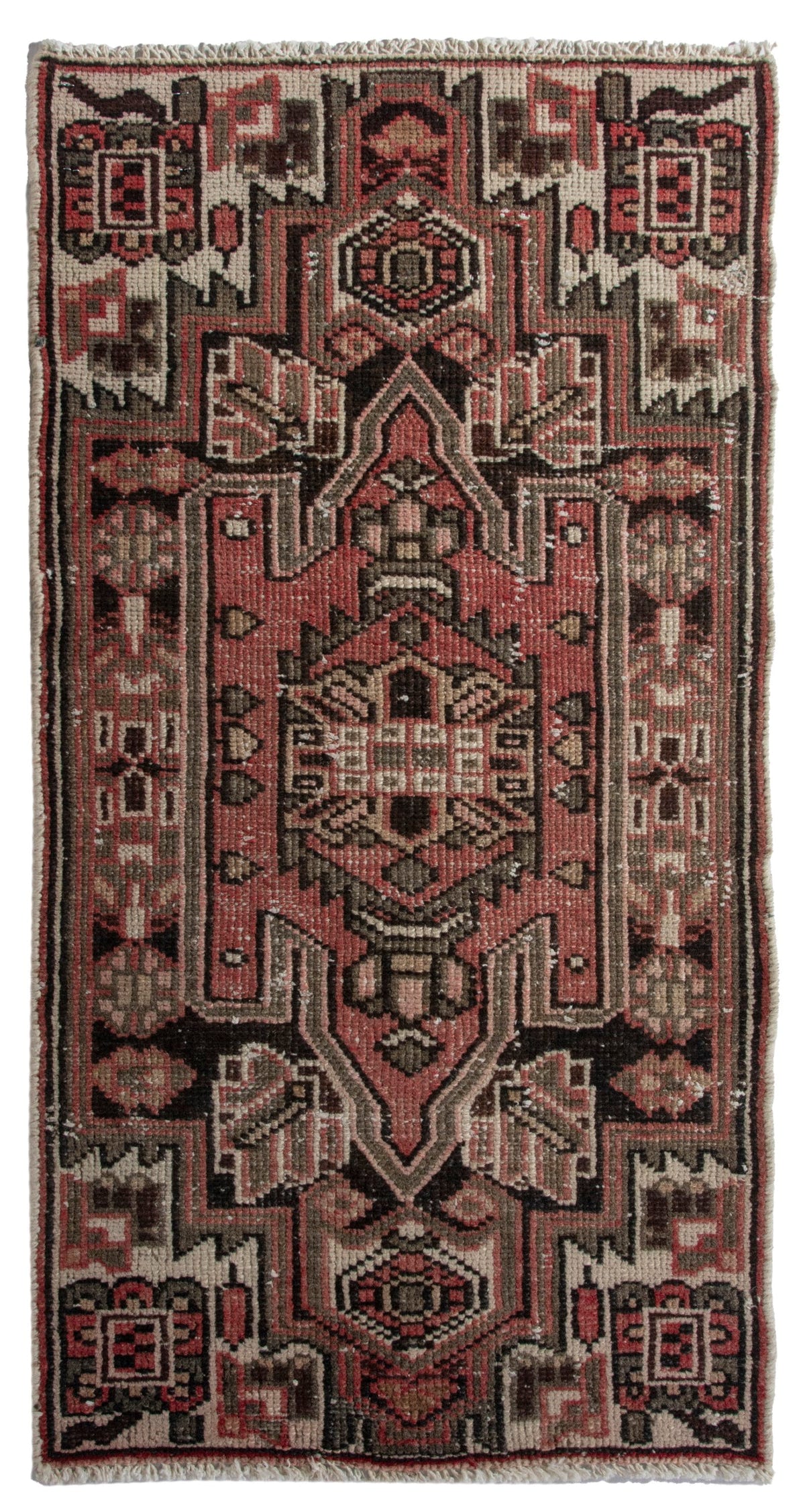 5869, Persian Saveh Mini Rug