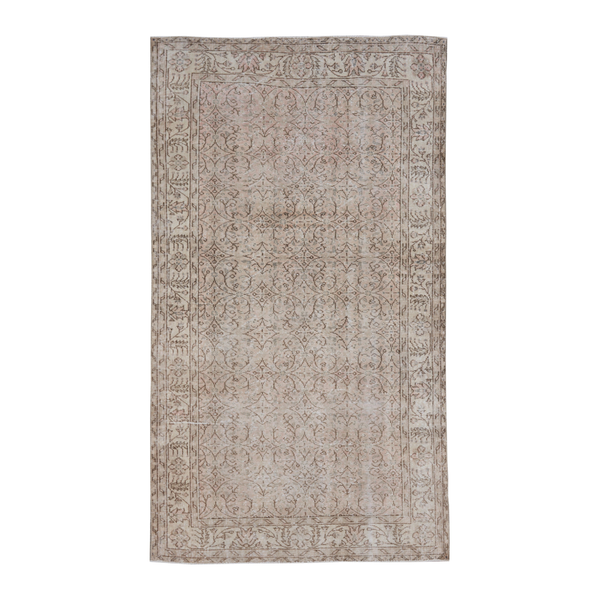Turkish Isparta area rug in greige and faded red, 5'1" x 9'1"