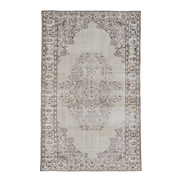 Turkish Manisa area rug in cream and faded red, 5'9" x 8'11"