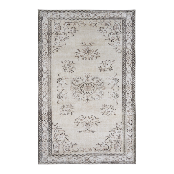 Turkish Manisa area rug in ivory and greige, 5'2" x 8'5"