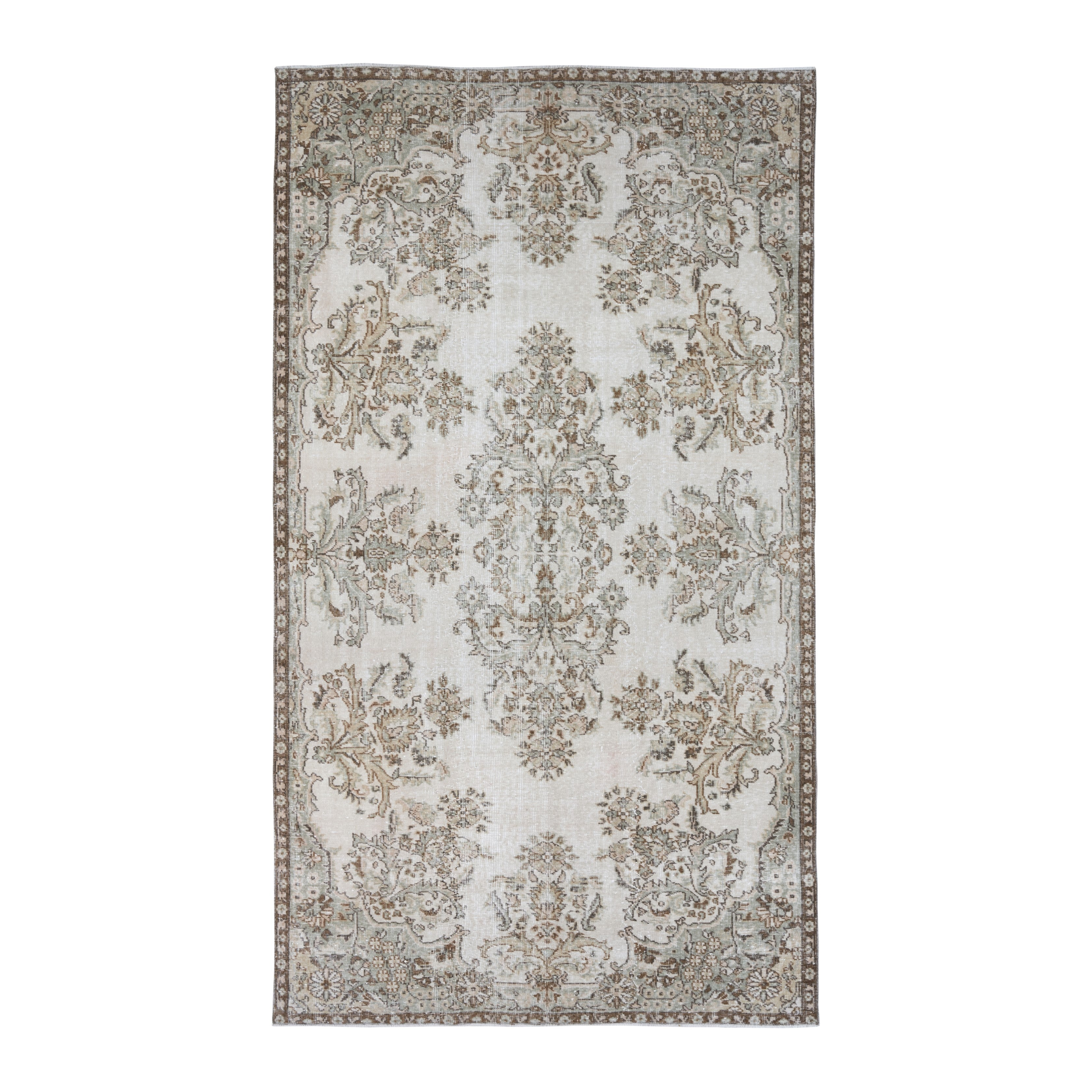 Turkish Isparta area rug in ivory and taupe, 5'5" x 9'7"