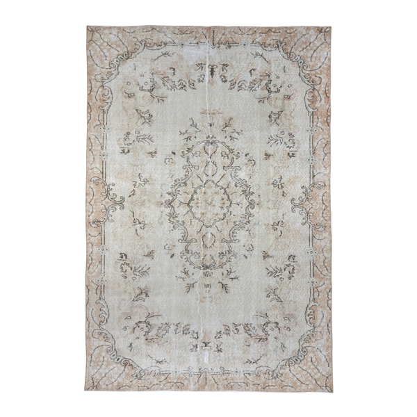 Turkish Isparta area rug in cream and tan, 6'5" x 9'9"
