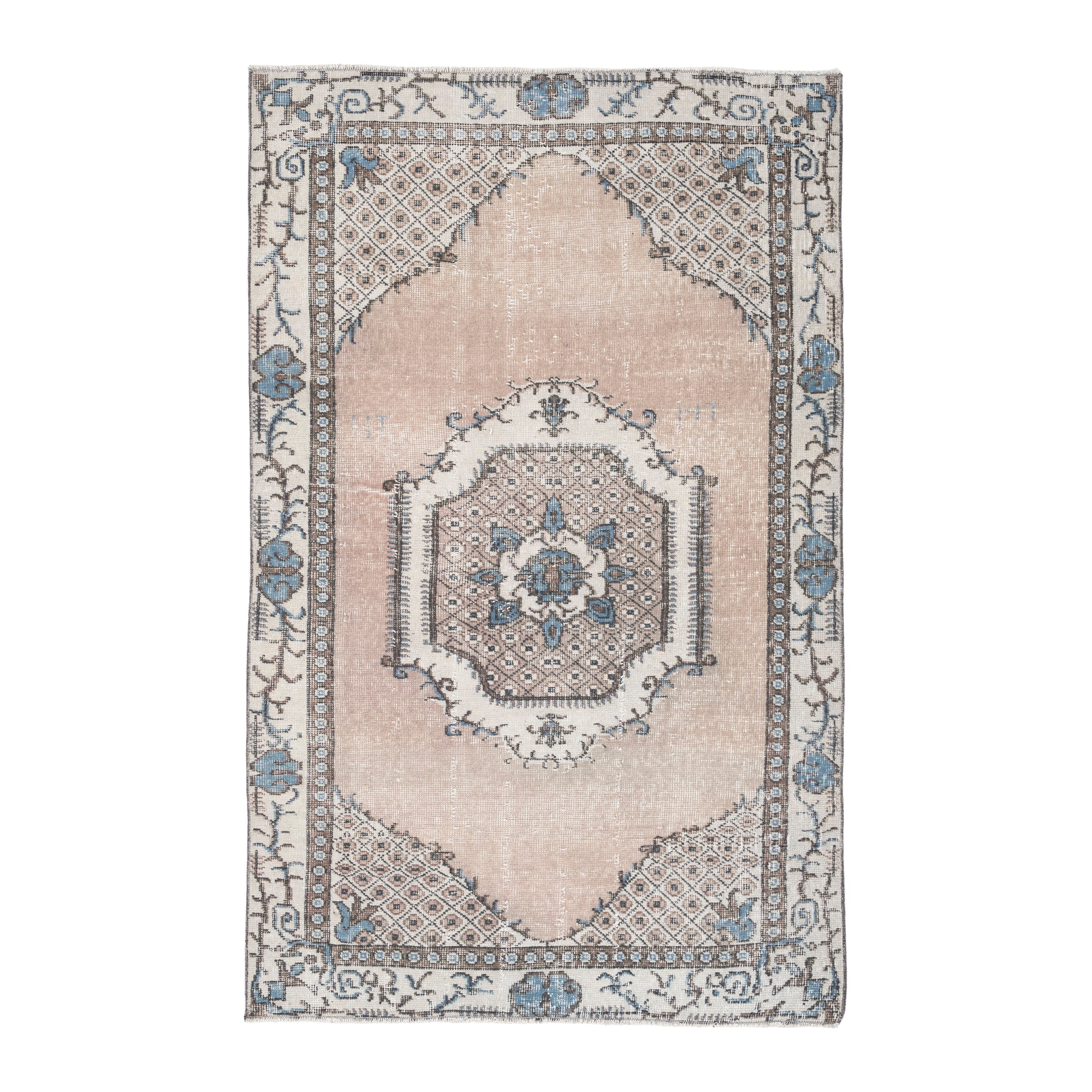 Turkish Isparta accent rug in muted pink and cream, 3'8" x 5'10"