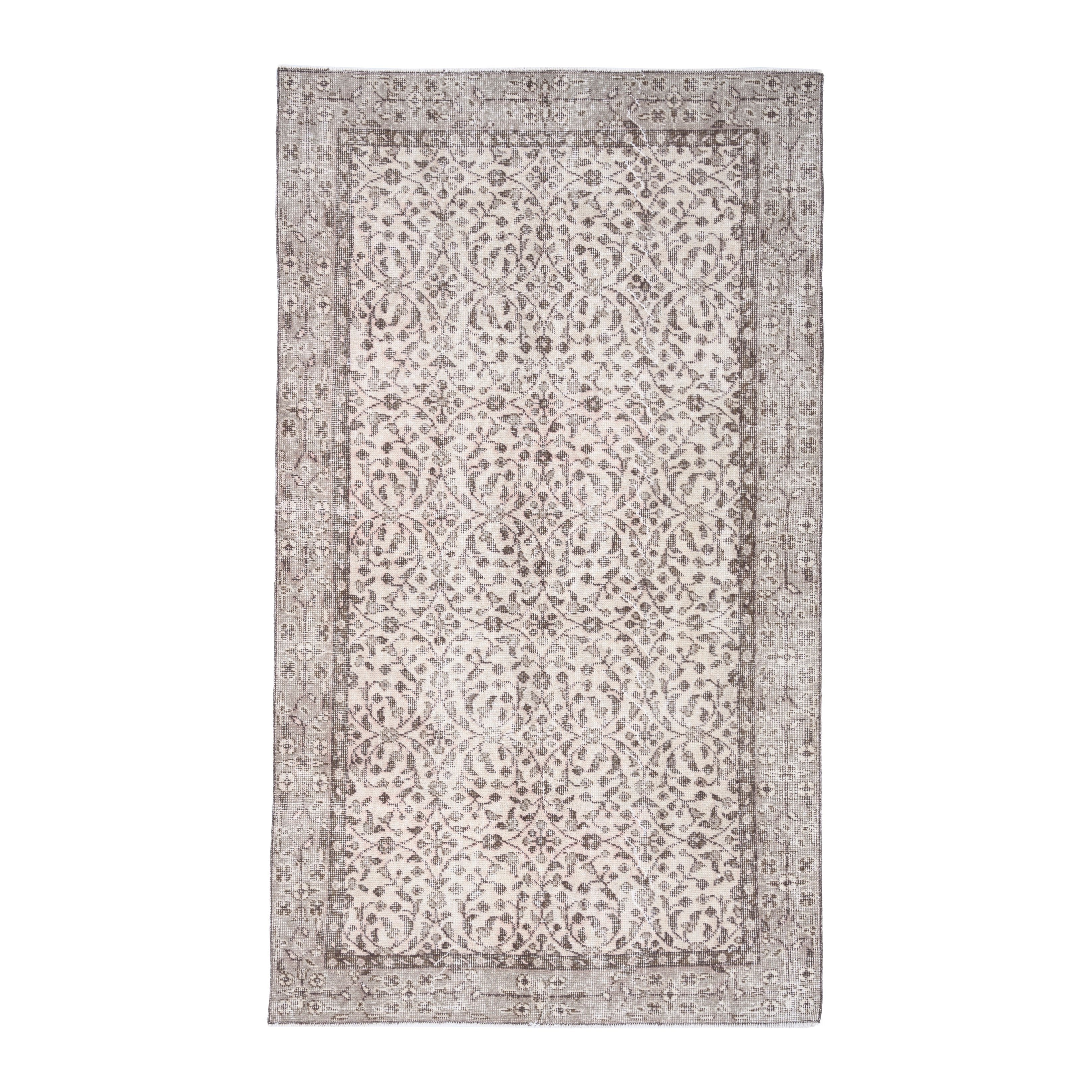 Turkish Isparta area rug in cream and taupe, 3'10" x 6'9"