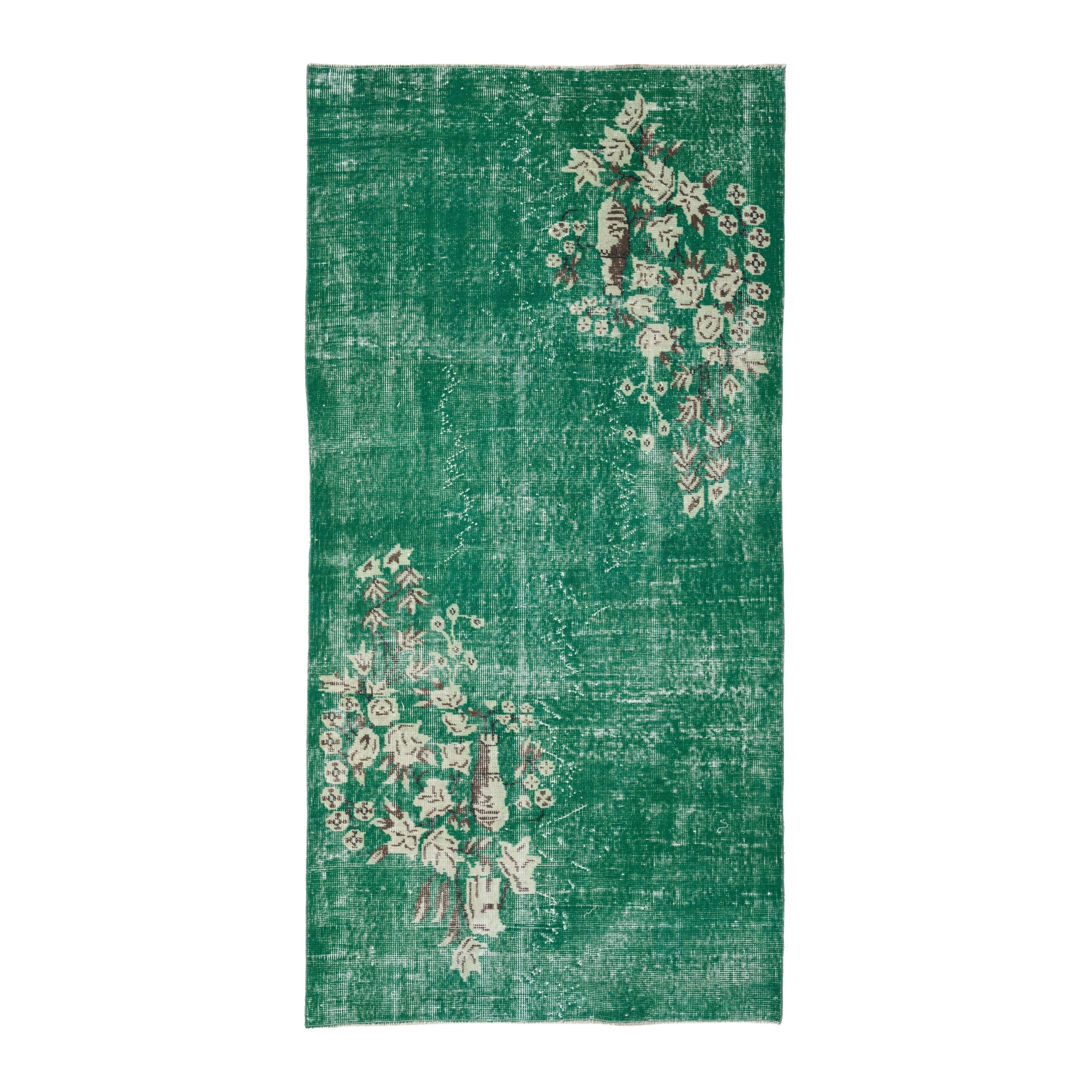 Turkish Isparta area rug in emerald and off-white, 3'8" x 7'