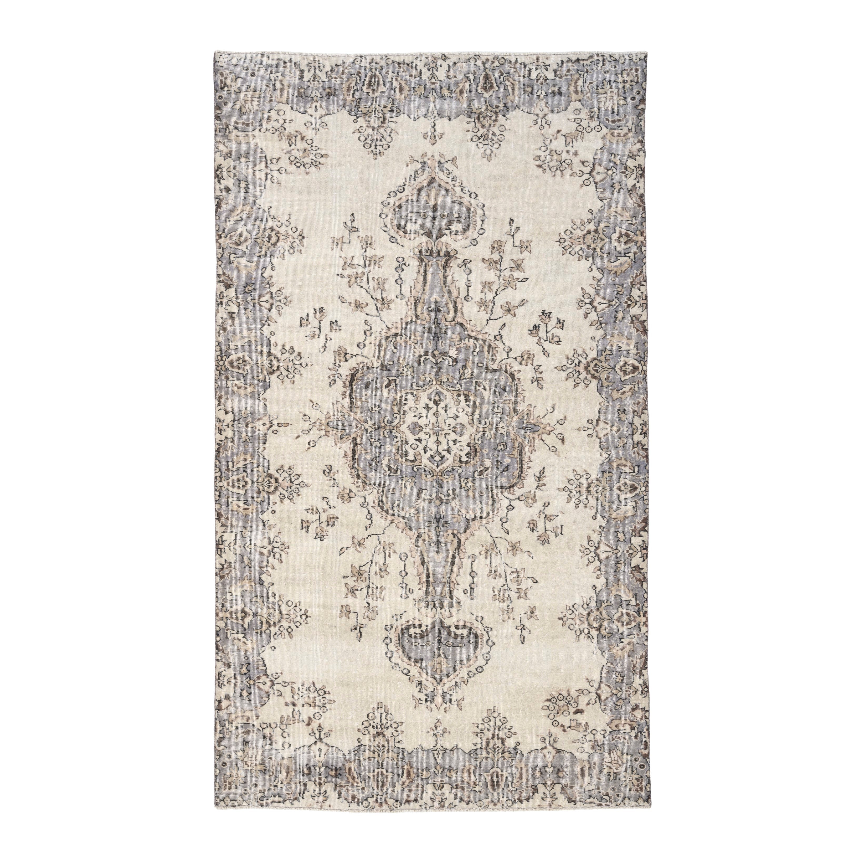 Turkish Isparta area rug in cream and slate blue, 5'7" x 9'1"