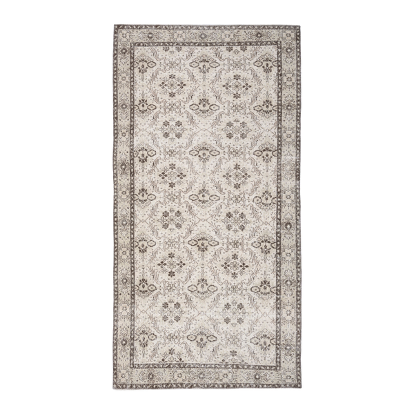 Turkish Isparta area rug in cream and greige, 4'9" x 8'10"
