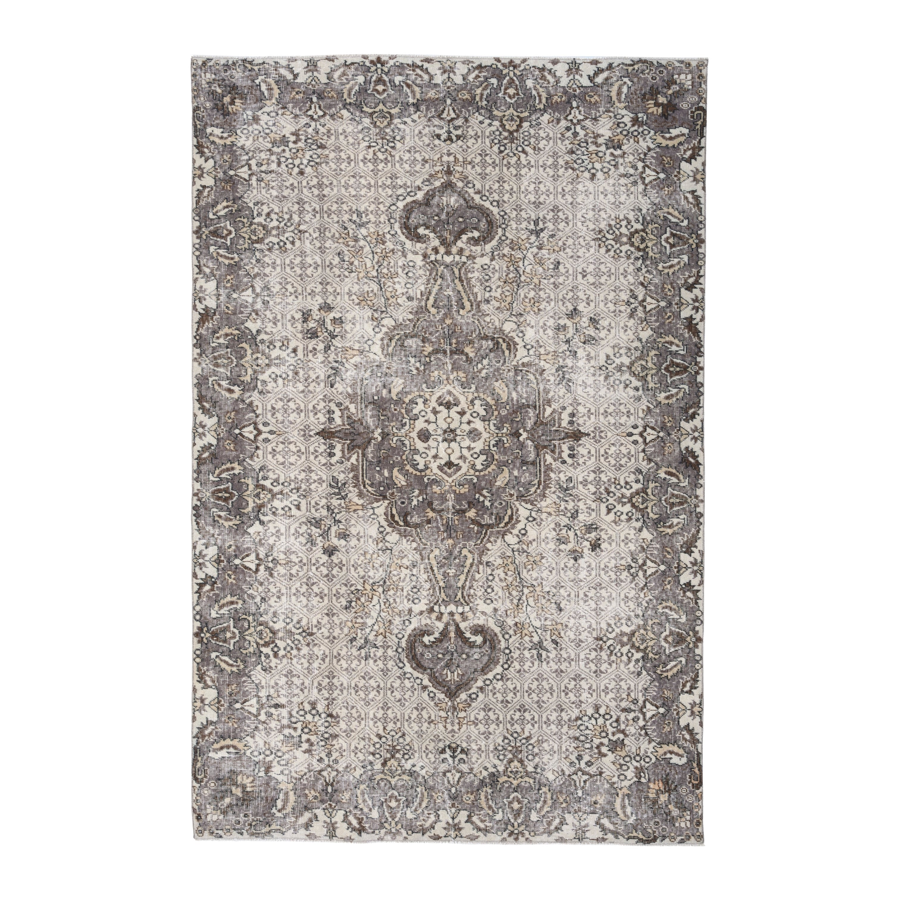 Turkish Isparta area rug in cream and smoke, 5'8" x 8'5"