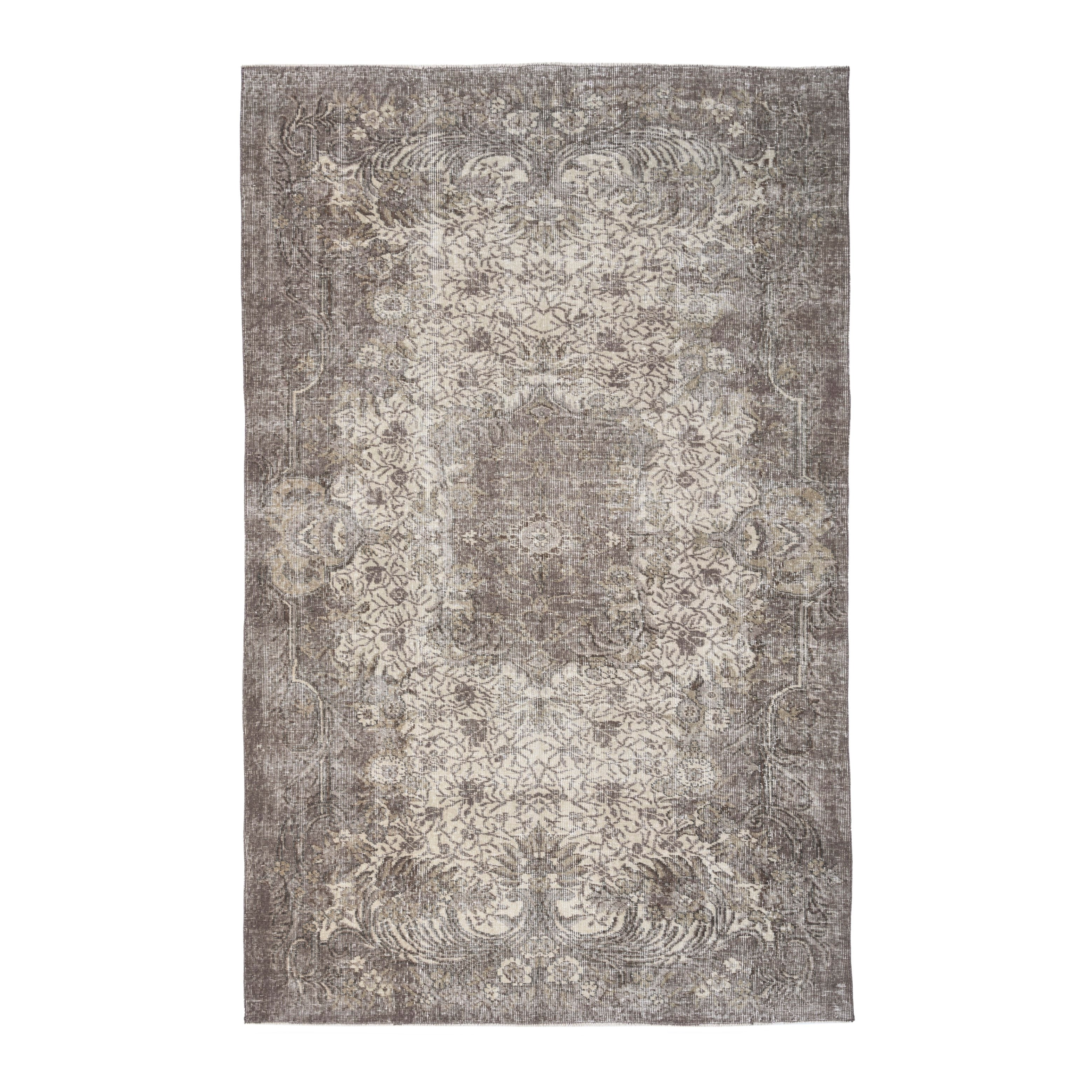 Turkish Isparta area rug in cream and greige, 5'5" x 8'6"