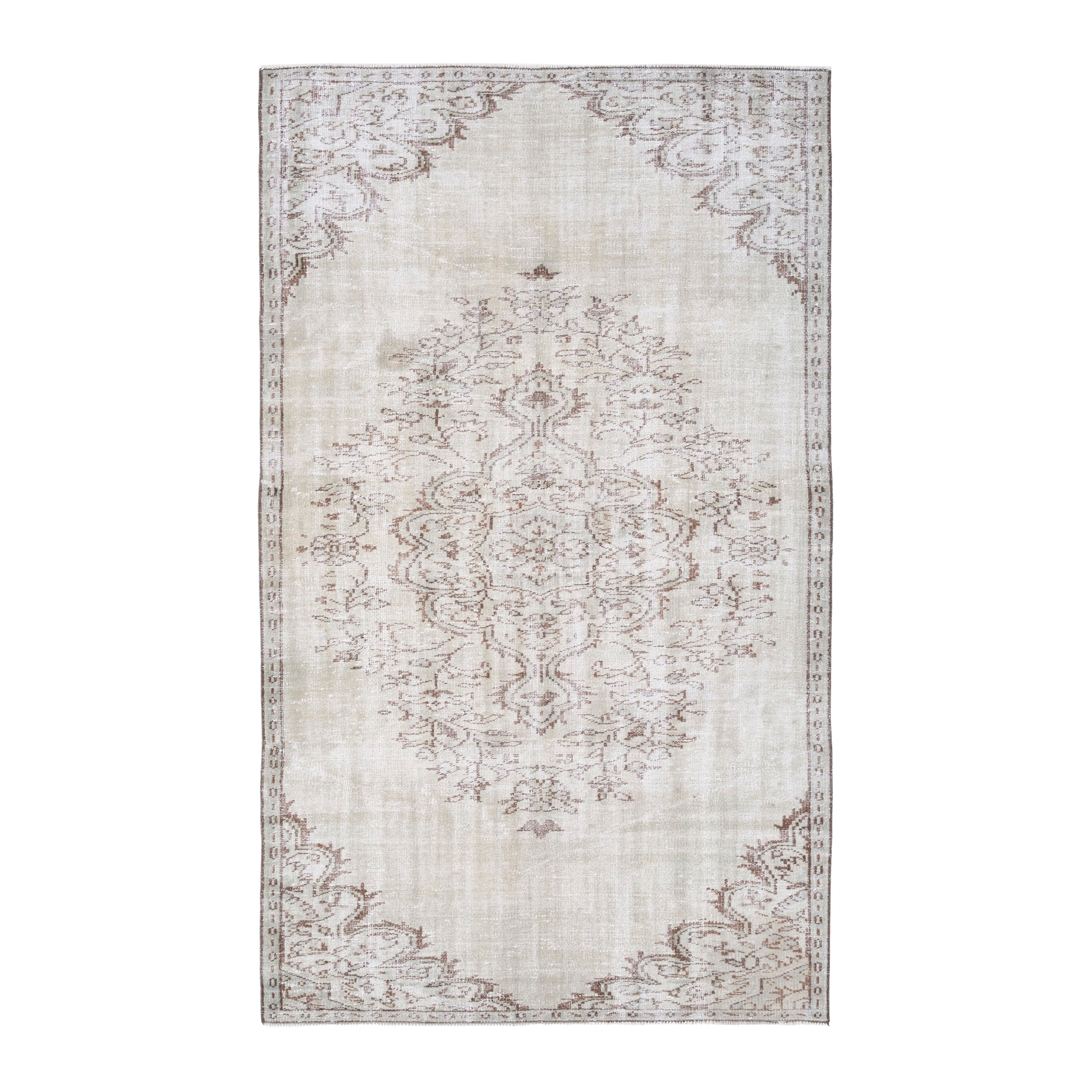 Turkish Isparta area rug in cream and taupe, 4'9" x 7'9"