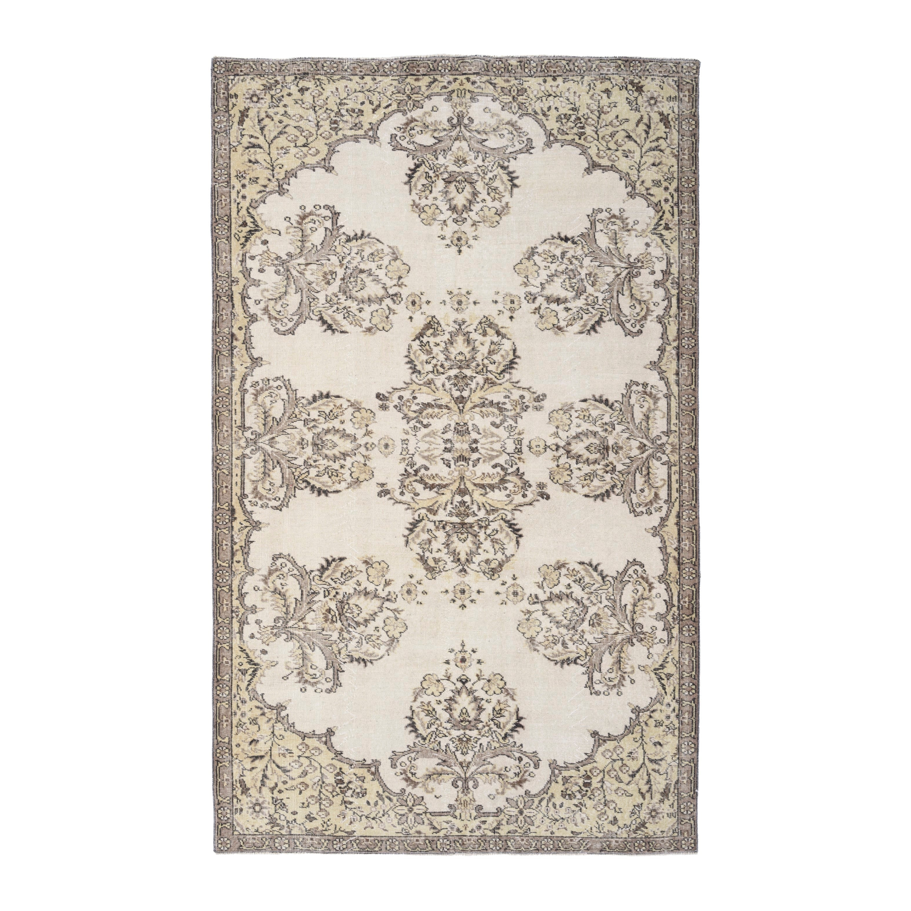 Turkish Isparta area rug in cream and khaki, 5'6" x 8'8"