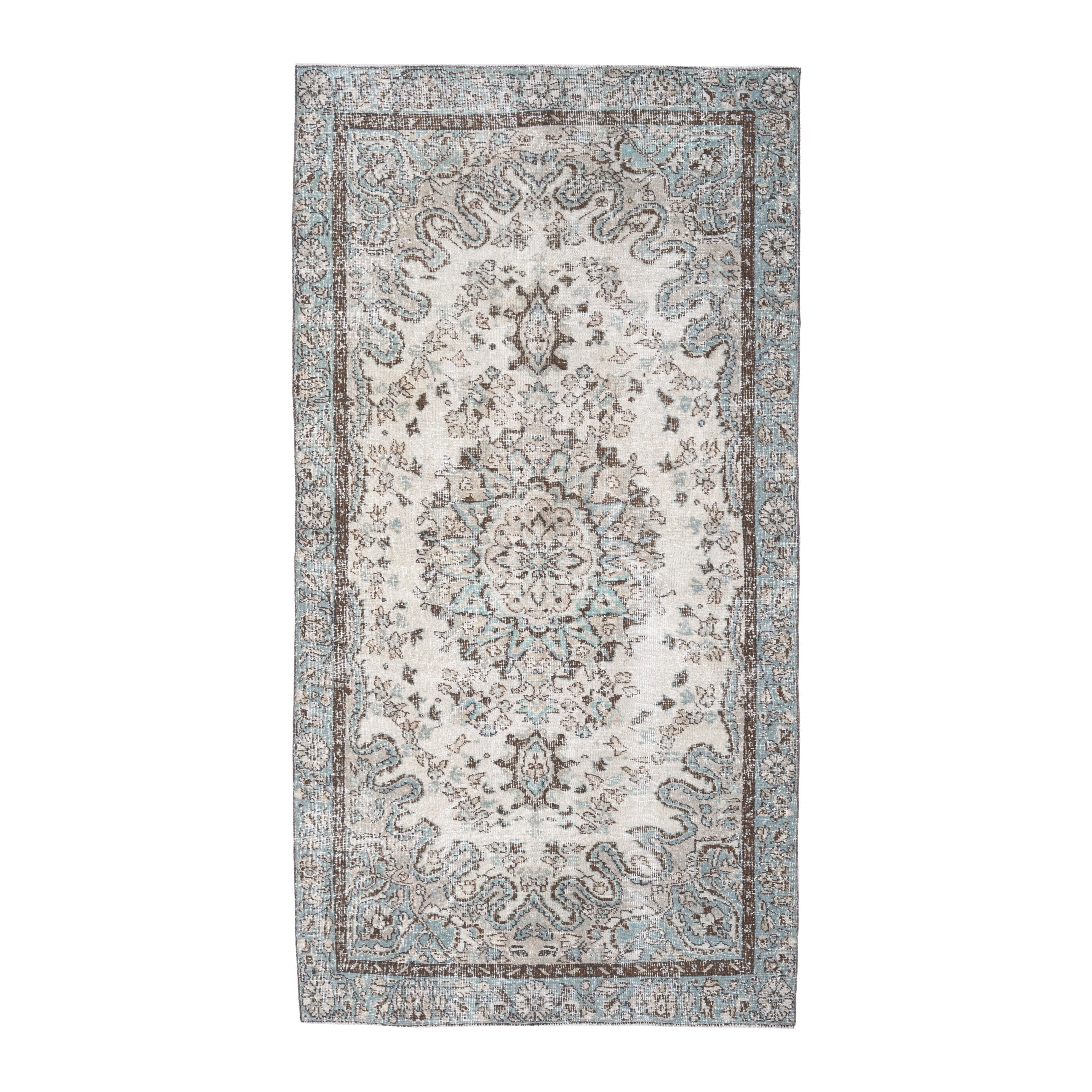 Turkish Isparta area rug in cream and greige, 4'6" x 8'5"