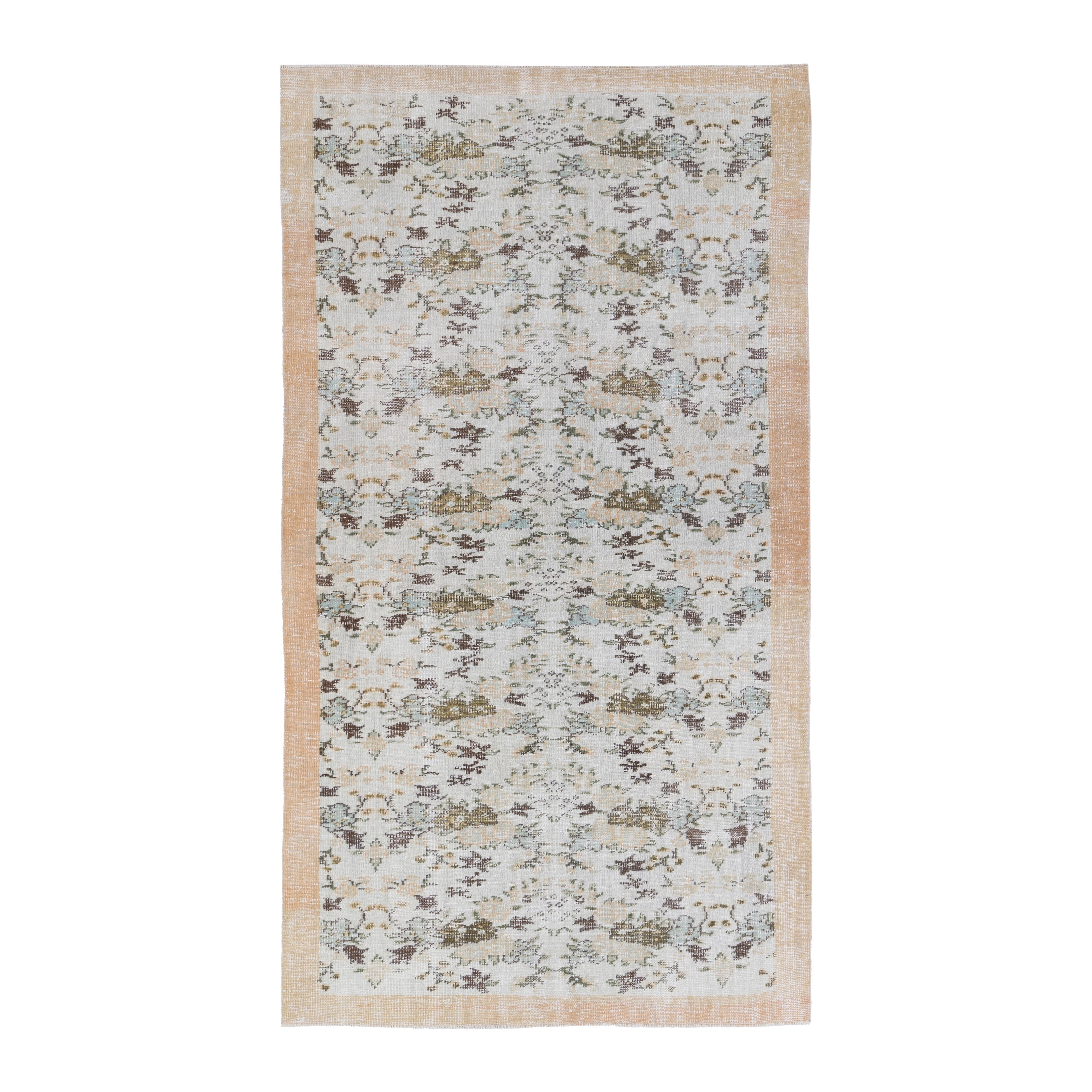 Turkish Manisa area rug in cream and tan, 5'3" x 9'2"
