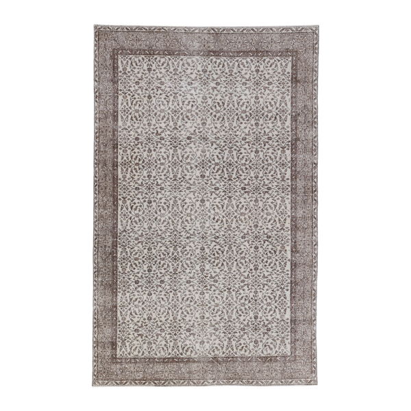Turkish Isparta area rug in cream and greige, 6'1" x 9'7"