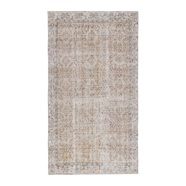 Turkish Isparta area rug in cream and tan, 5'2" x 9'3"