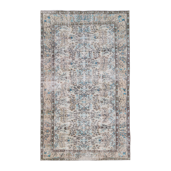 Turkish Manisa area rug in cream and sky, 5'7" x 8'9"