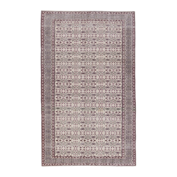 Turkish Manisa area rug in dusty rose and muted pink, 5'1" x 8'5"