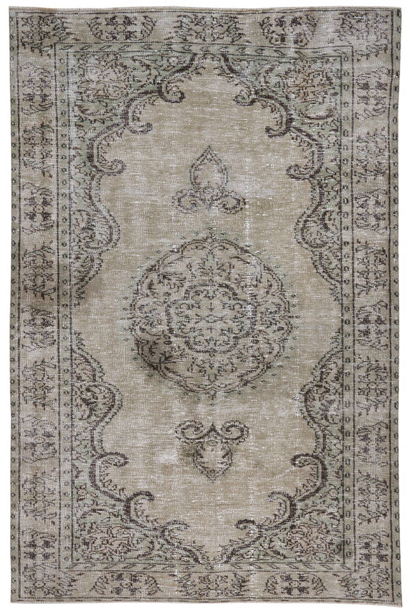8003, Turkish Manisa Area Rug