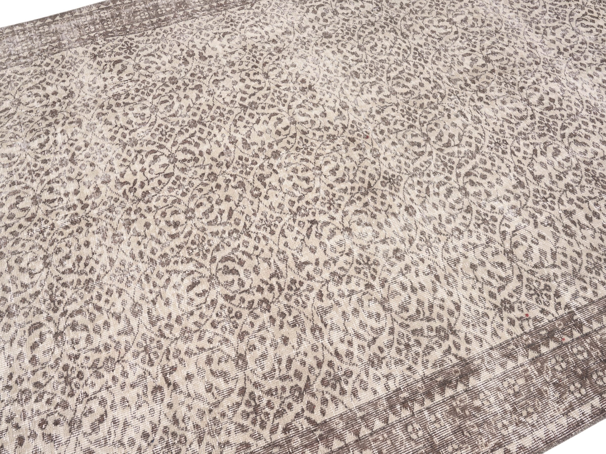 Turkish Isparta area rug in cream and taupe, view 5 of 10