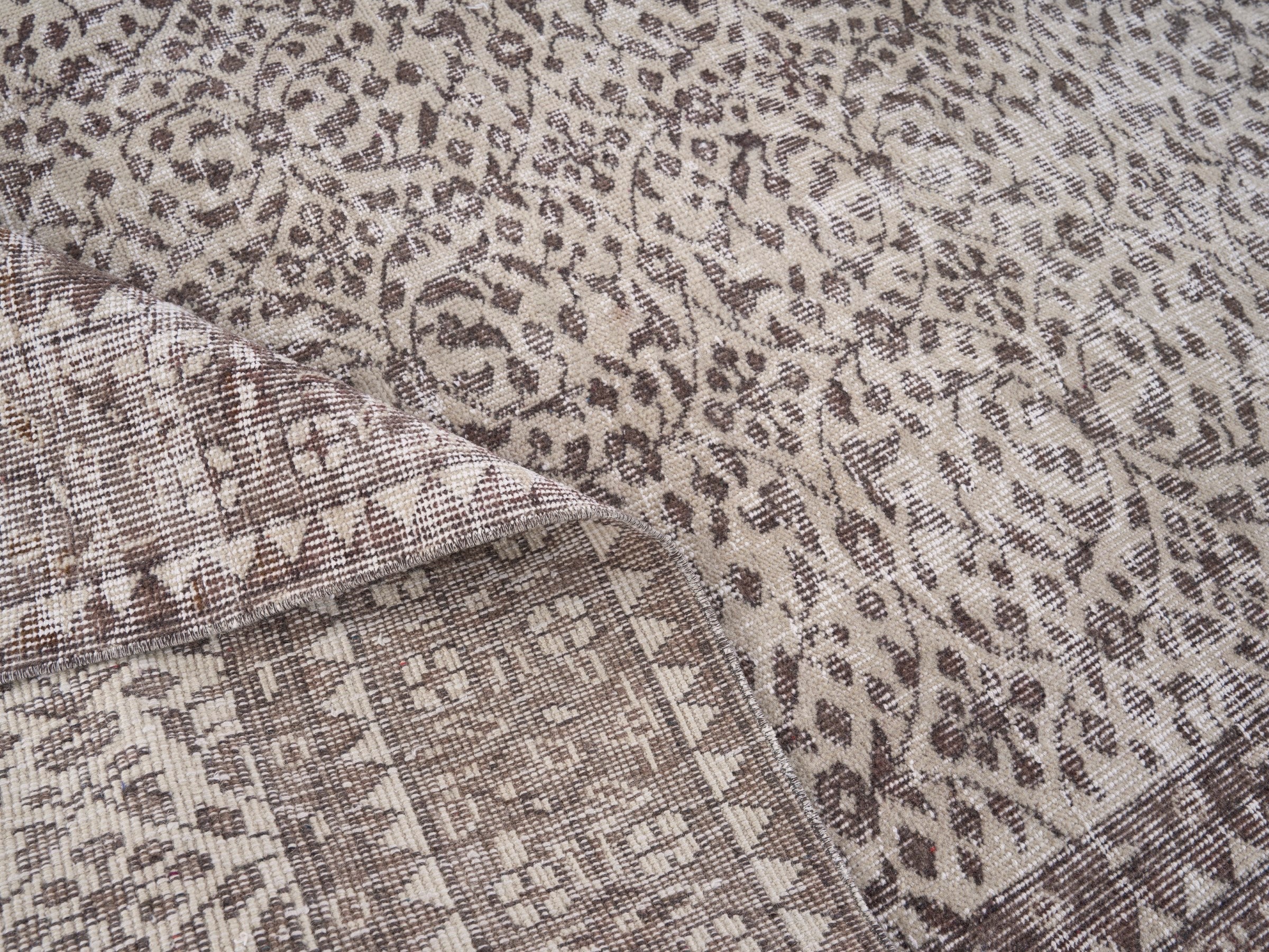 Turkish Isparta area rug in cream and taupe, view 9 of 10
