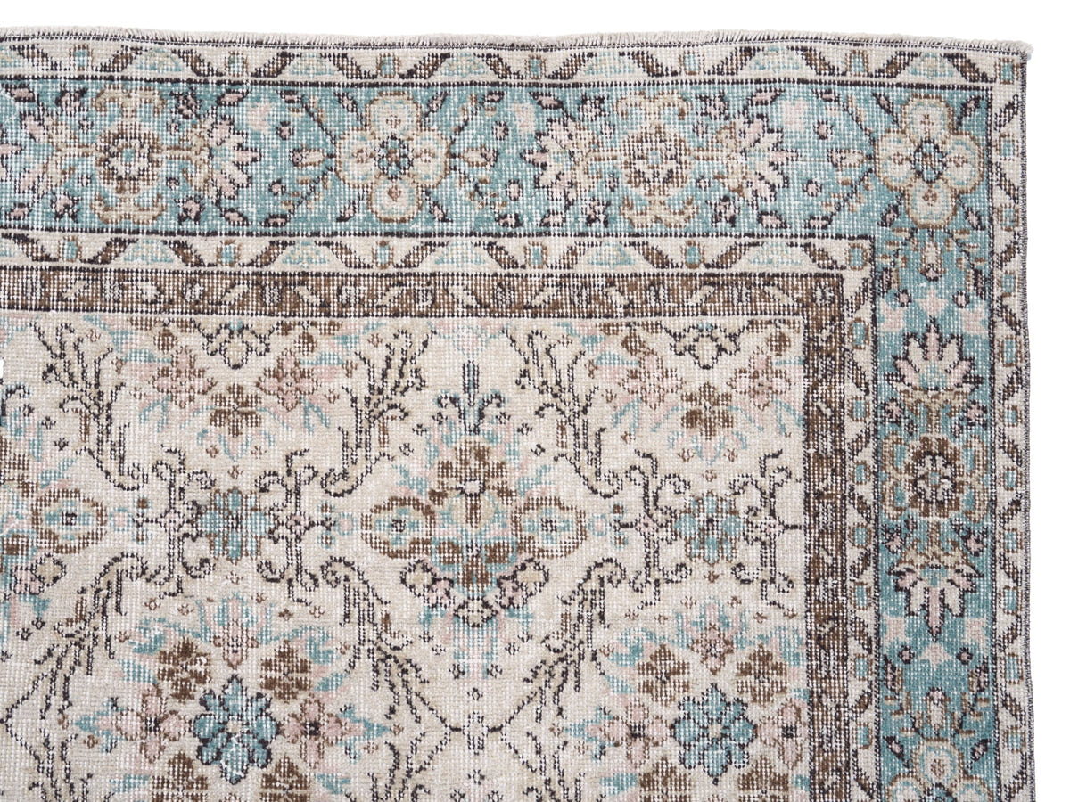 8398, Turkish Isparta Area Rug