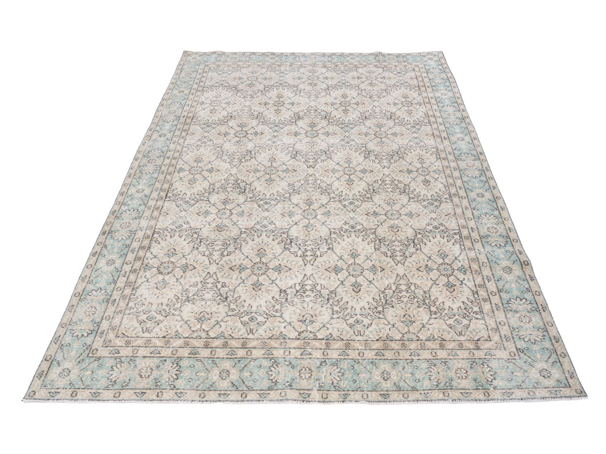 8396, Turkish Isparta Area Rug