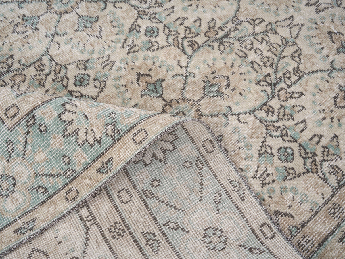 8396, Turkish Isparta Area Rug
