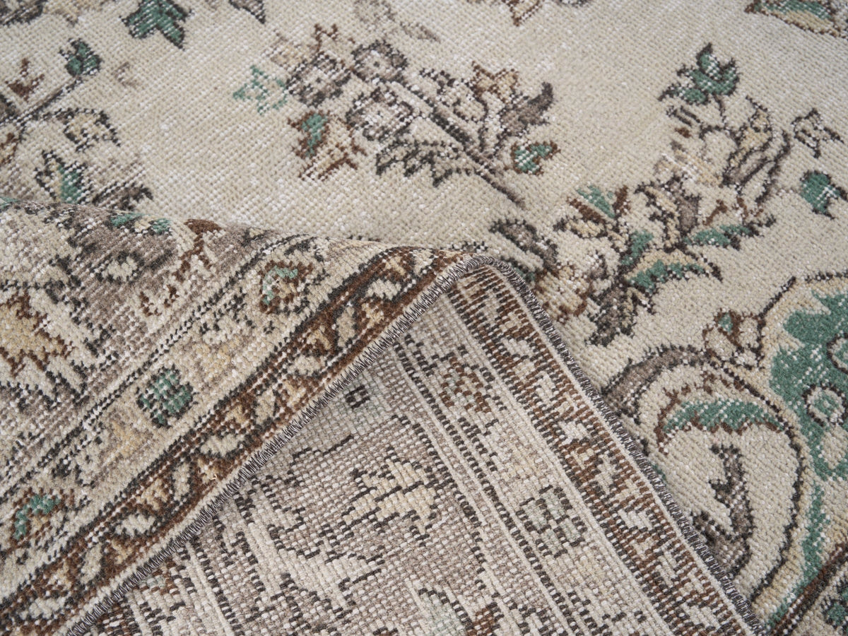 8383, Turkish Isparta Area Rug