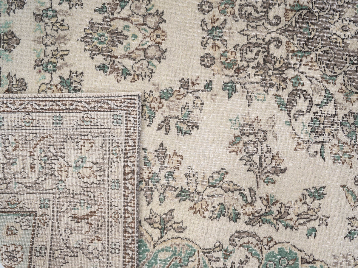 8383, Turkish Isparta Area Rug