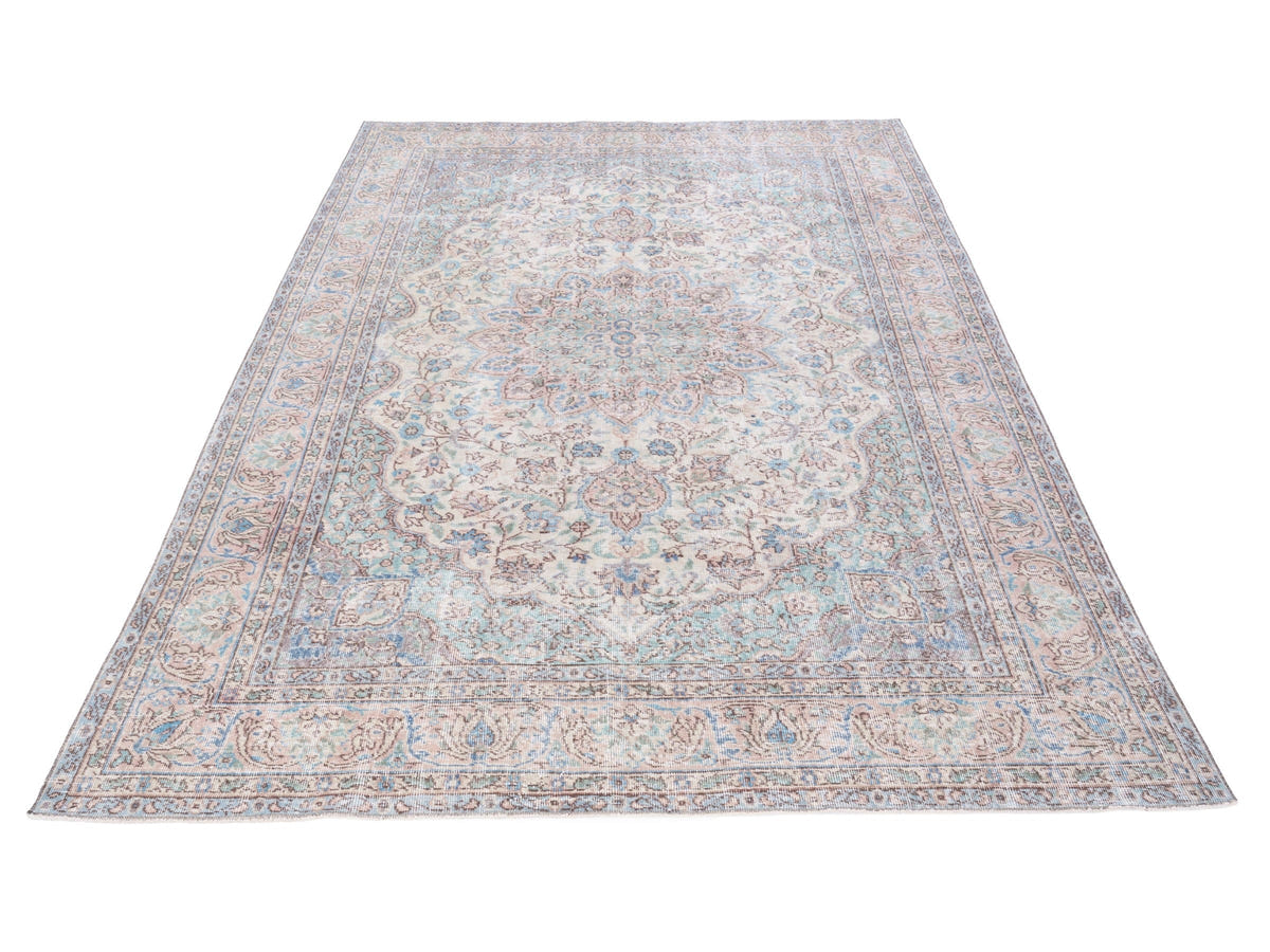 8362, Turkish Isparta Area Rug