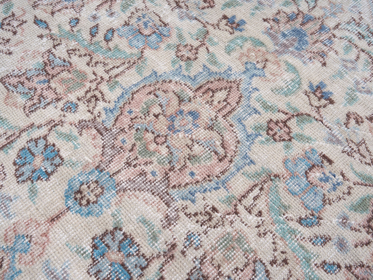 8362, Turkish Isparta Area Rug