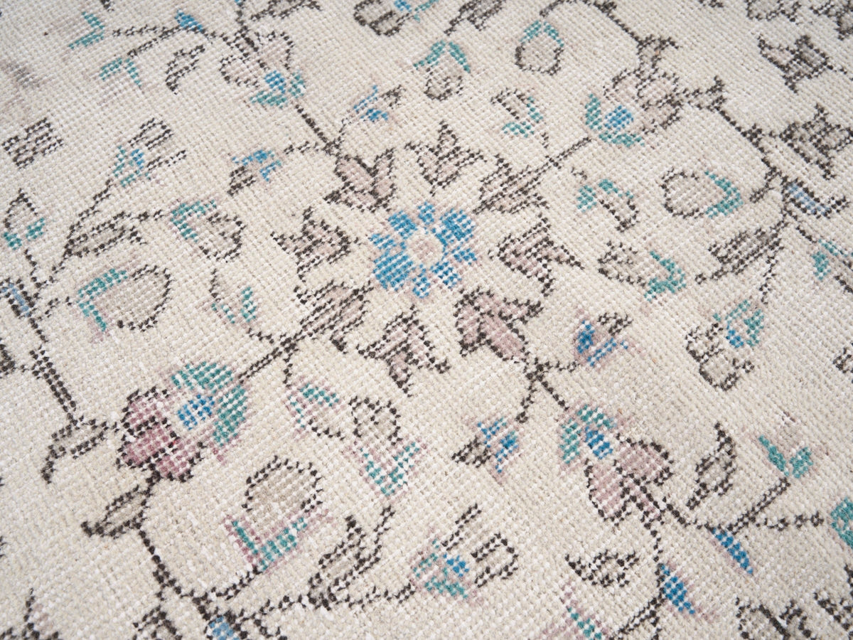 8430, Turkish Isparta Area Rug