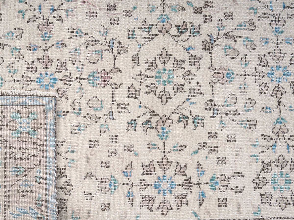 8430, Turkish Isparta Area Rug