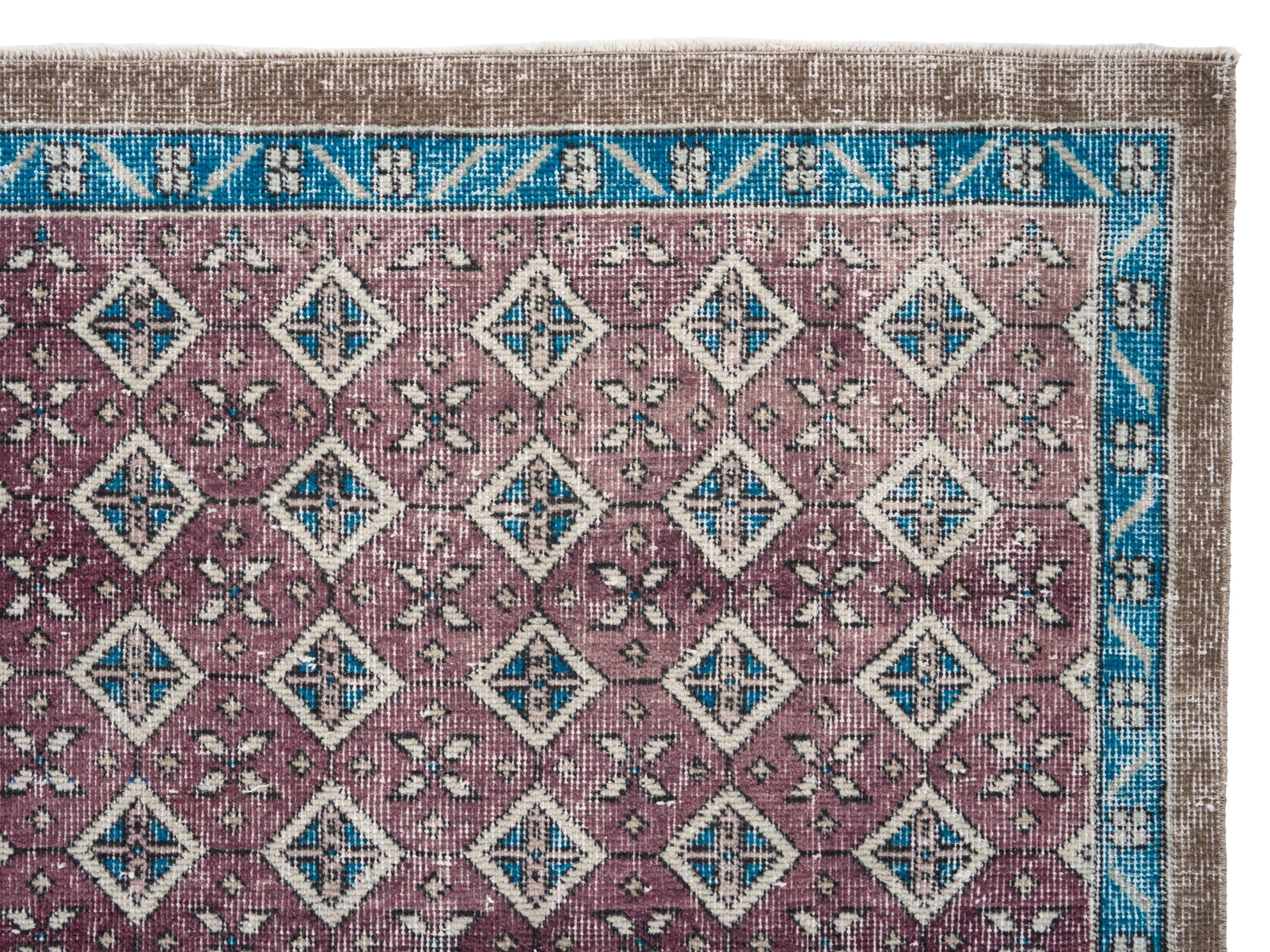 Turkish Isparta accent rug in burgundy and turquoise, view 8 of 10