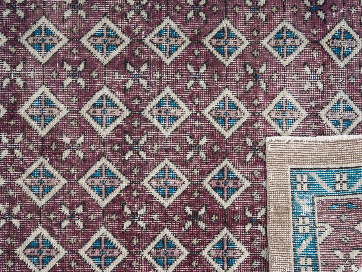8424, Turkish Isparta Area Rug