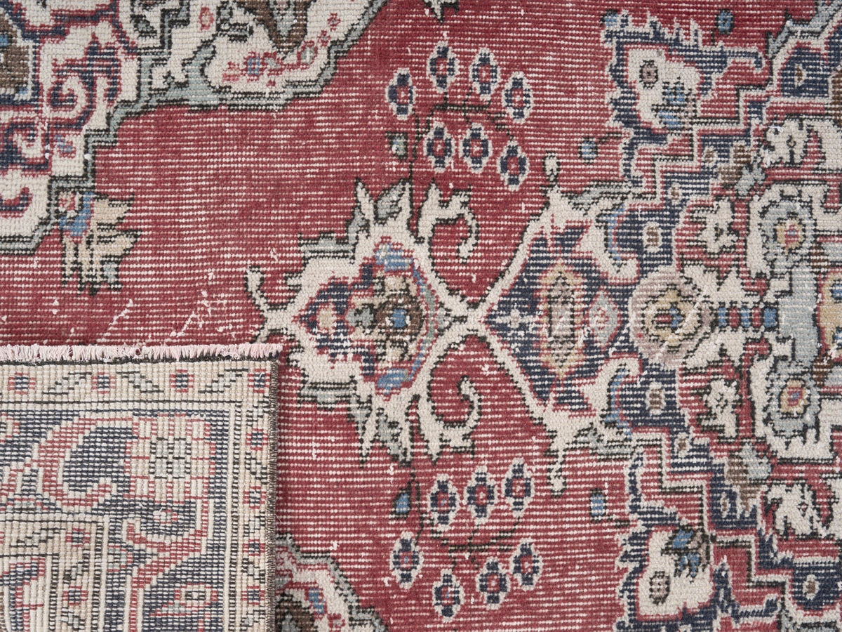 8422, Turkish Isparta Area Rug