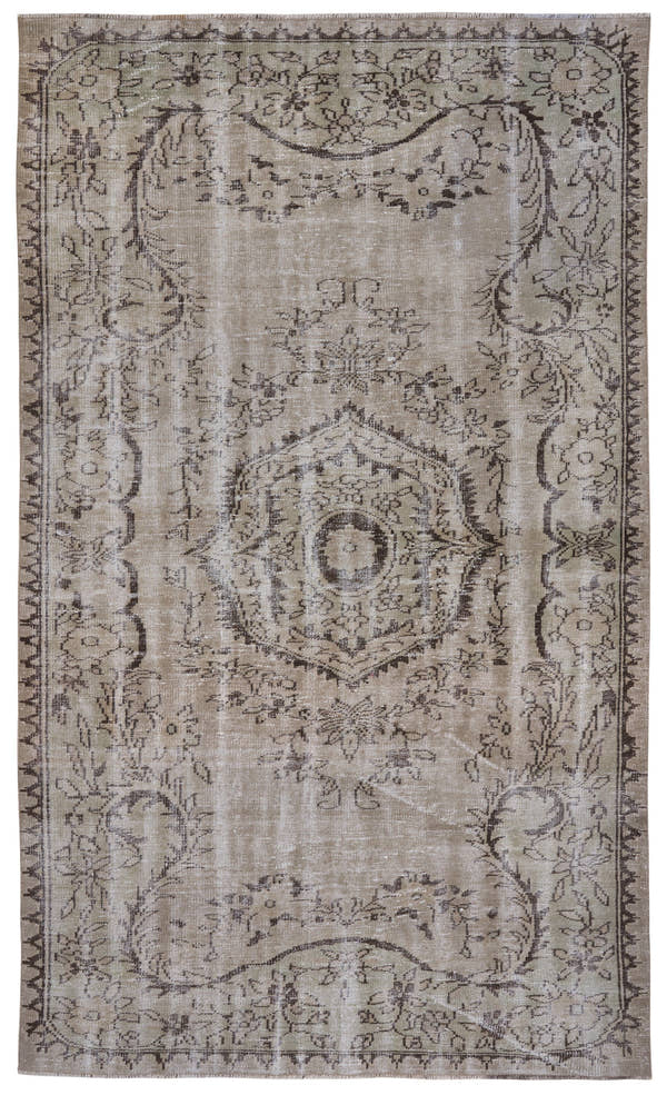 8026, Turkish Manisa Area Rug
