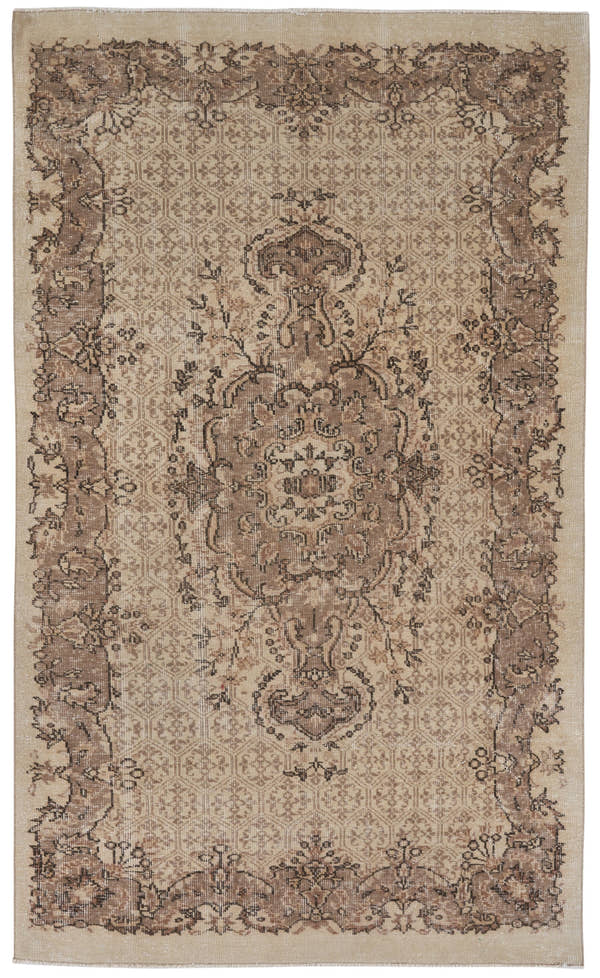 8040, Turkish Manisa Area Rug