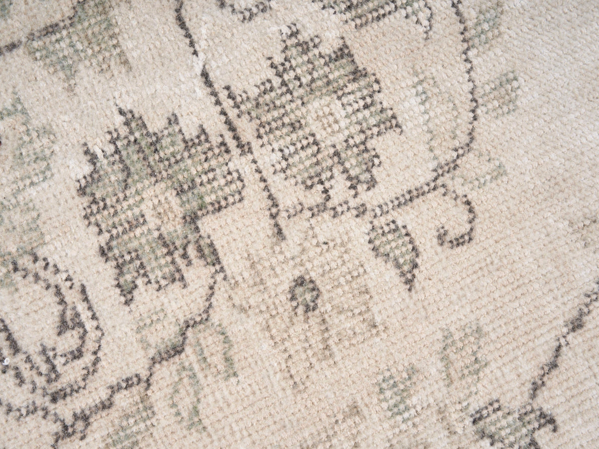 8300, Turkish Isparta Area Rug