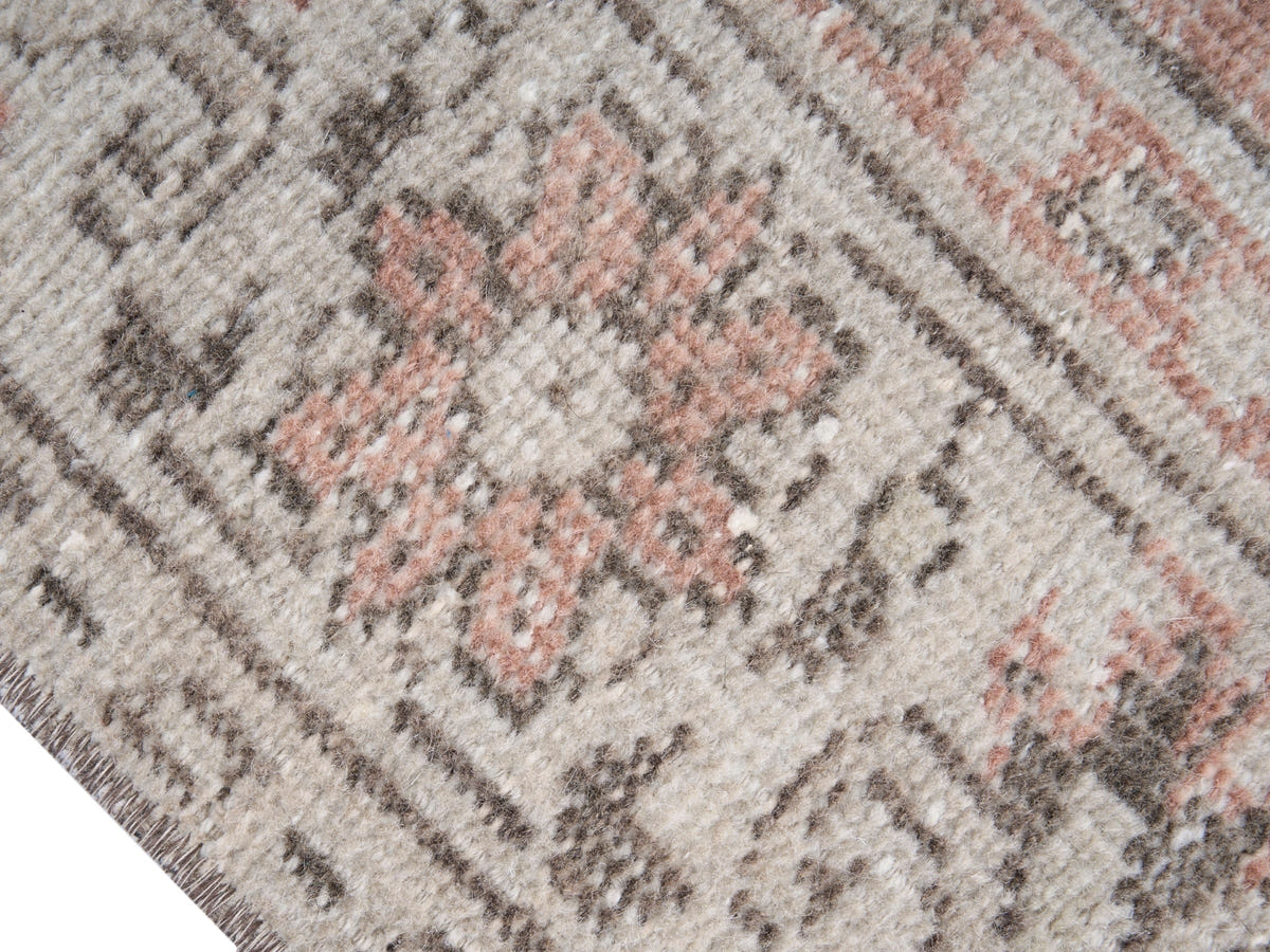 8196, Turkish Manisa Area Rug