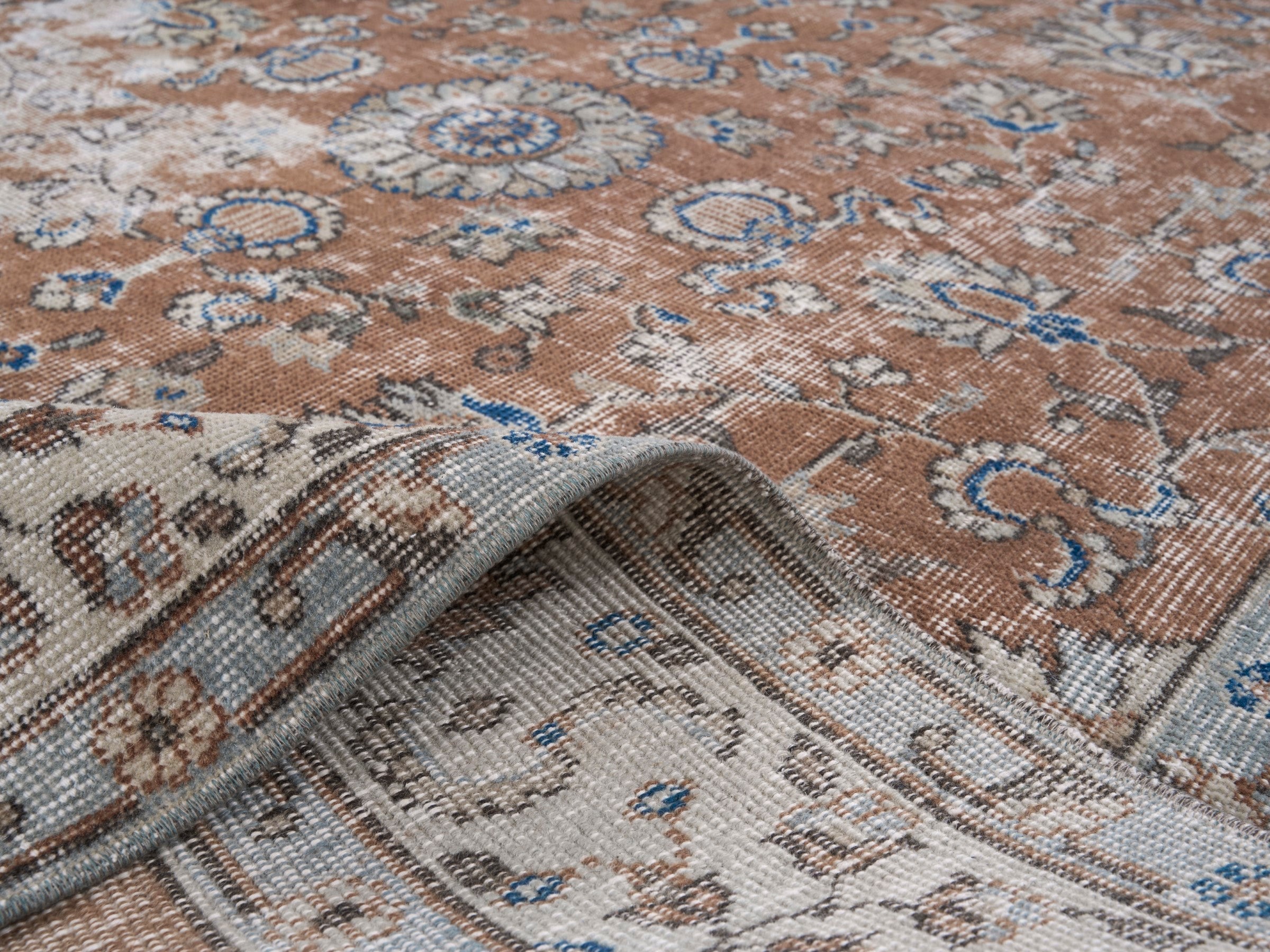 Turkish Isparta area rug in rust and cream, view 9 of 10