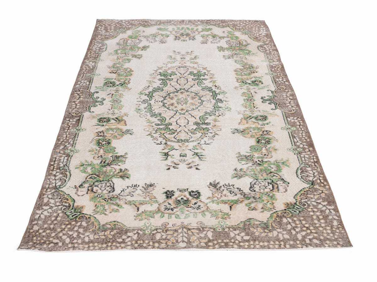 8204, Turkish Isparta Area Rug