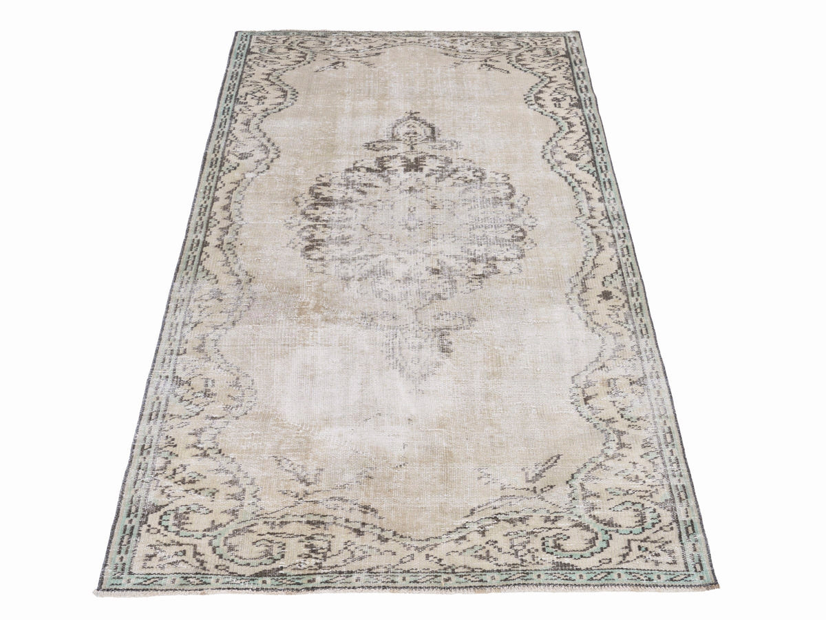 8170, Turkish Manisa Area Rug