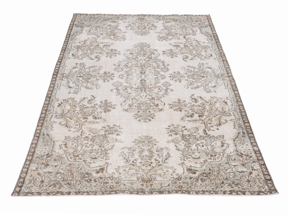 8299, Turkish Isparta Area Rug