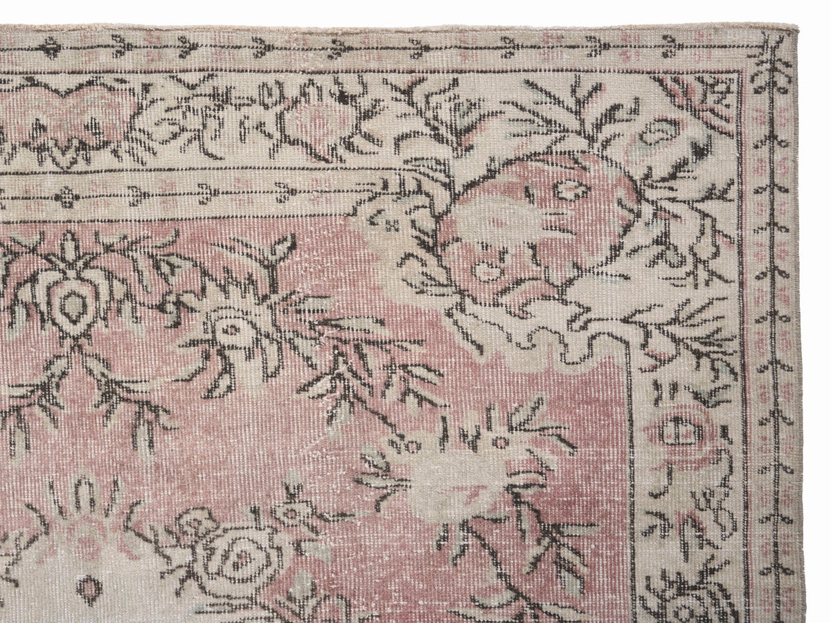 8087, Turkish Isparta Area Rug