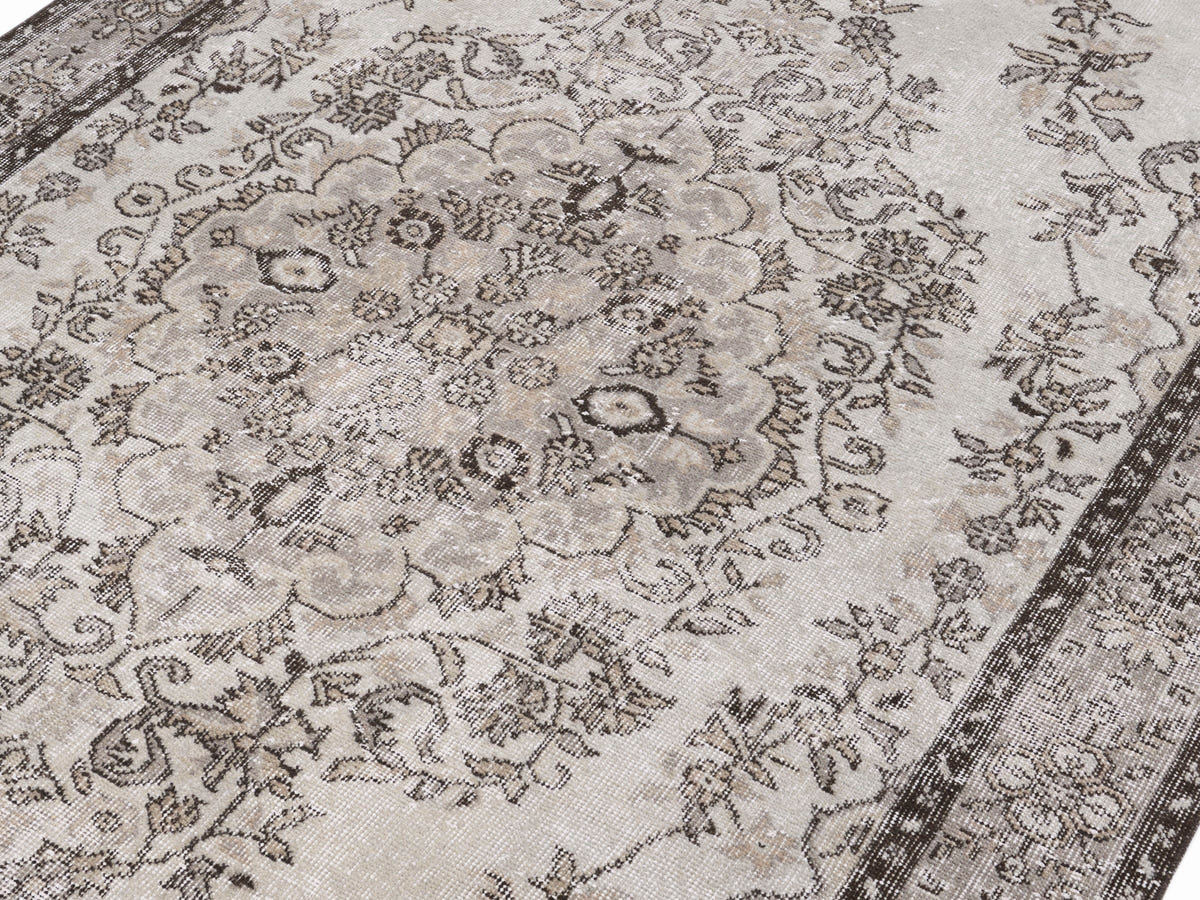 8307, Turkish Isparta Area Rug