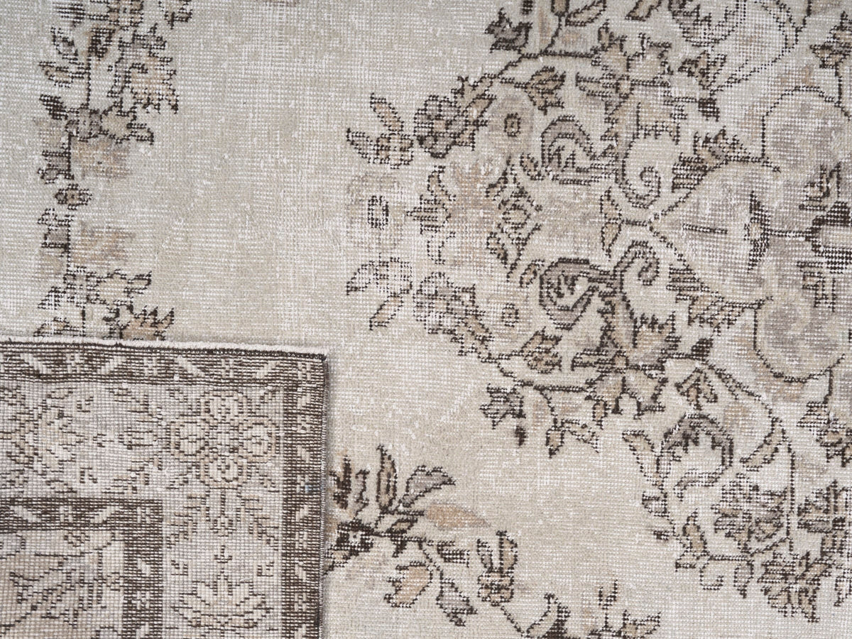8307, Turkish Isparta Area Rug