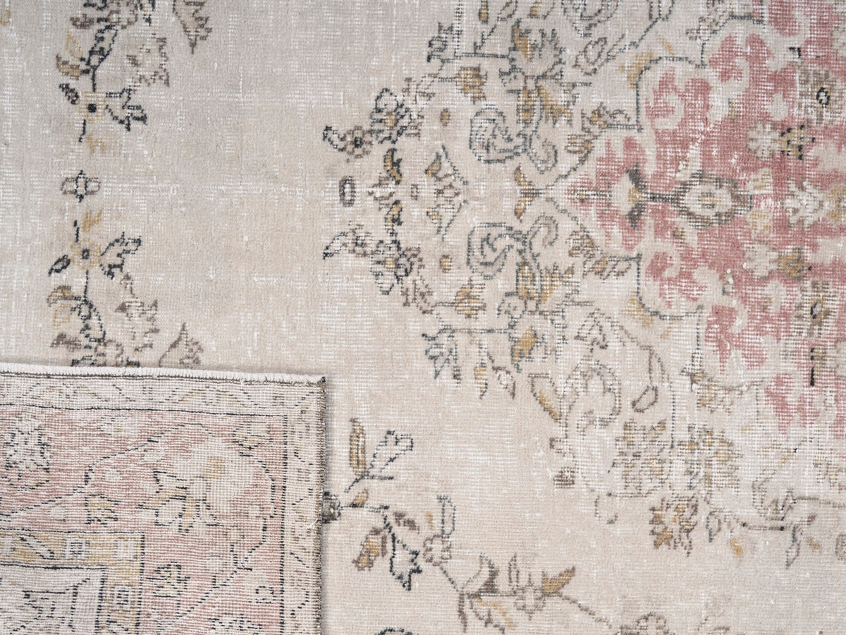 8279, Turkish Isparta Area Rug