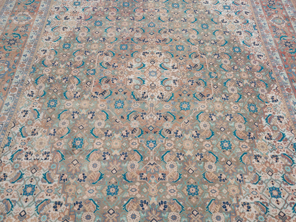 8976, Persian Hamadan Oversized Rug