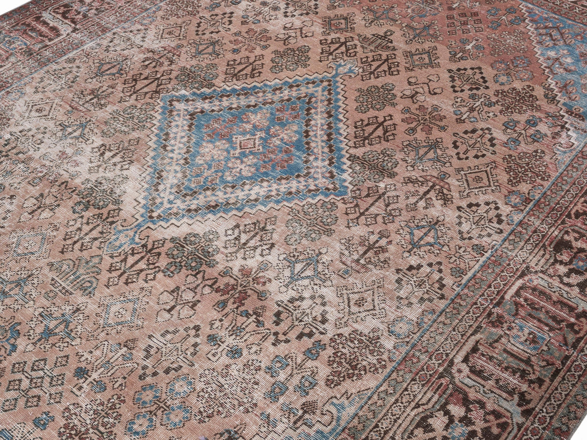 8988, Persian Joshaghan Area Rug